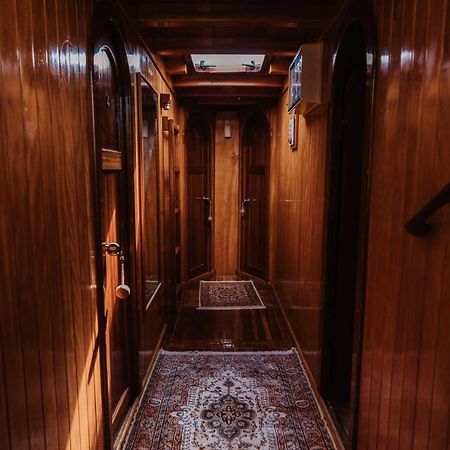 Sicily Sea Charter Hande Capo Galera Otel Palermo Dış mekan fotoğraf