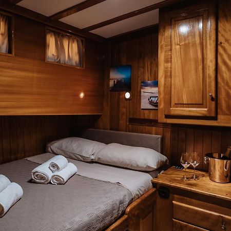 Sicily Sea Charter Hande Capo Galera Otel Palermo Dış mekan fotoğraf