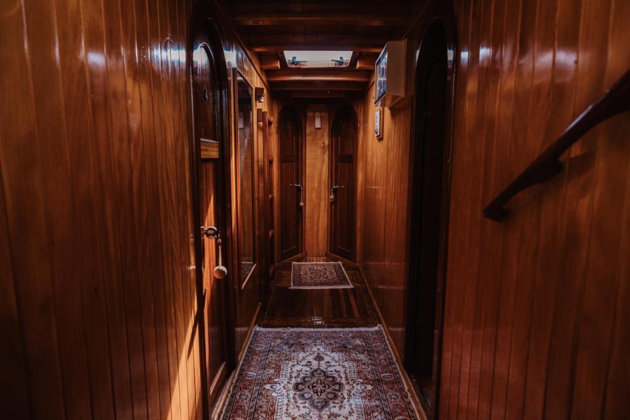 Sicily Sea Charter Hande Capo Galera Otel Palermo Dış mekan fotoğraf